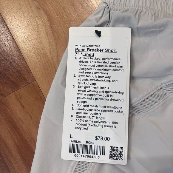 Large men’s lululemon Pacebreaker shorts with liner. 7” inseam. - Picture 3 of 3